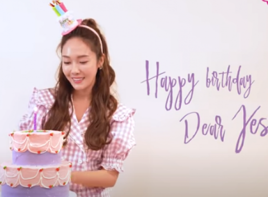 Former Girl’s Generation Jessica Makes a Lovely Cake on her Birthday