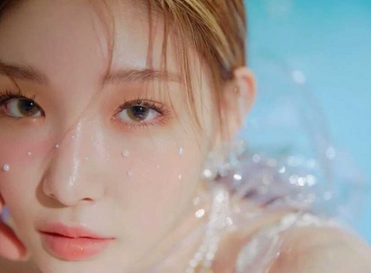 Skincare Tips You Should Follow At Night To Achieve A Snapping Glow Like Chungha