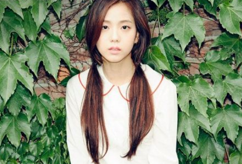 Jisoo's Former Middle School Batchmates Reveal Her True Colors