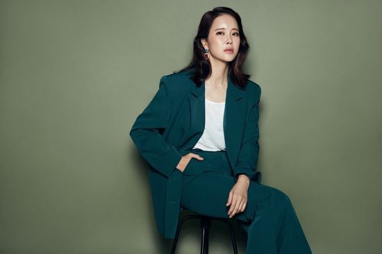 Baek Ji Young and Ong Seong Wu Will Collaborate For A New Song This May