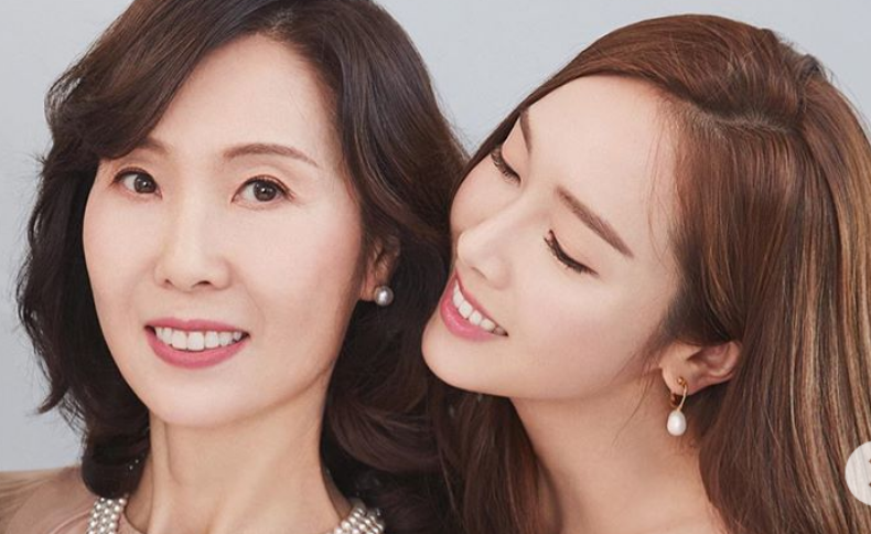 Jessica Jung Pays Tribute to Her Mom on Mother's Day