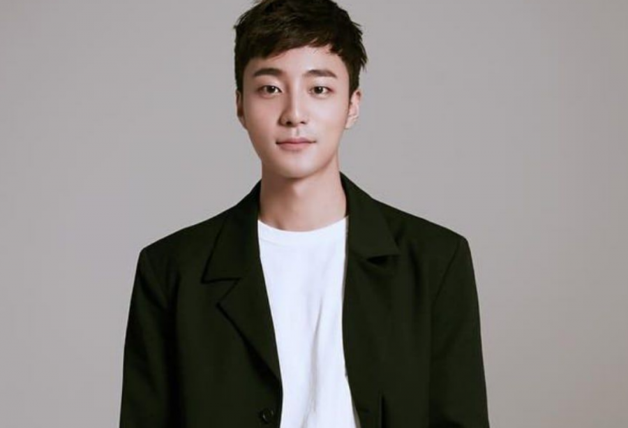 Roy Kim To Release New Track Ahead of Enlistment