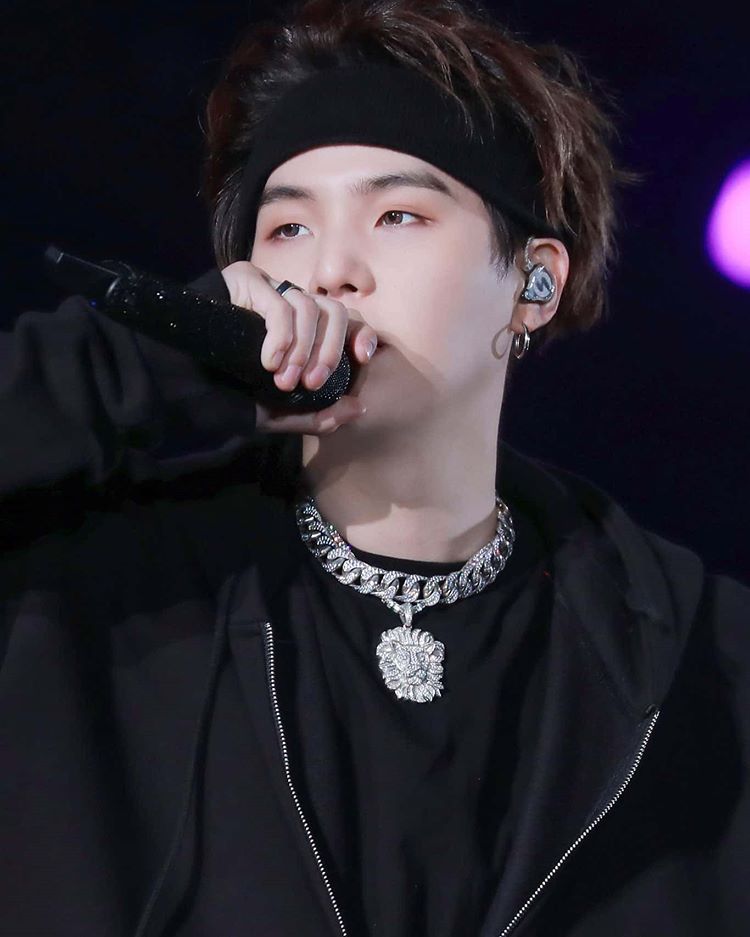 BTS SUGA, 28 Agust D Records "It contains the present me”