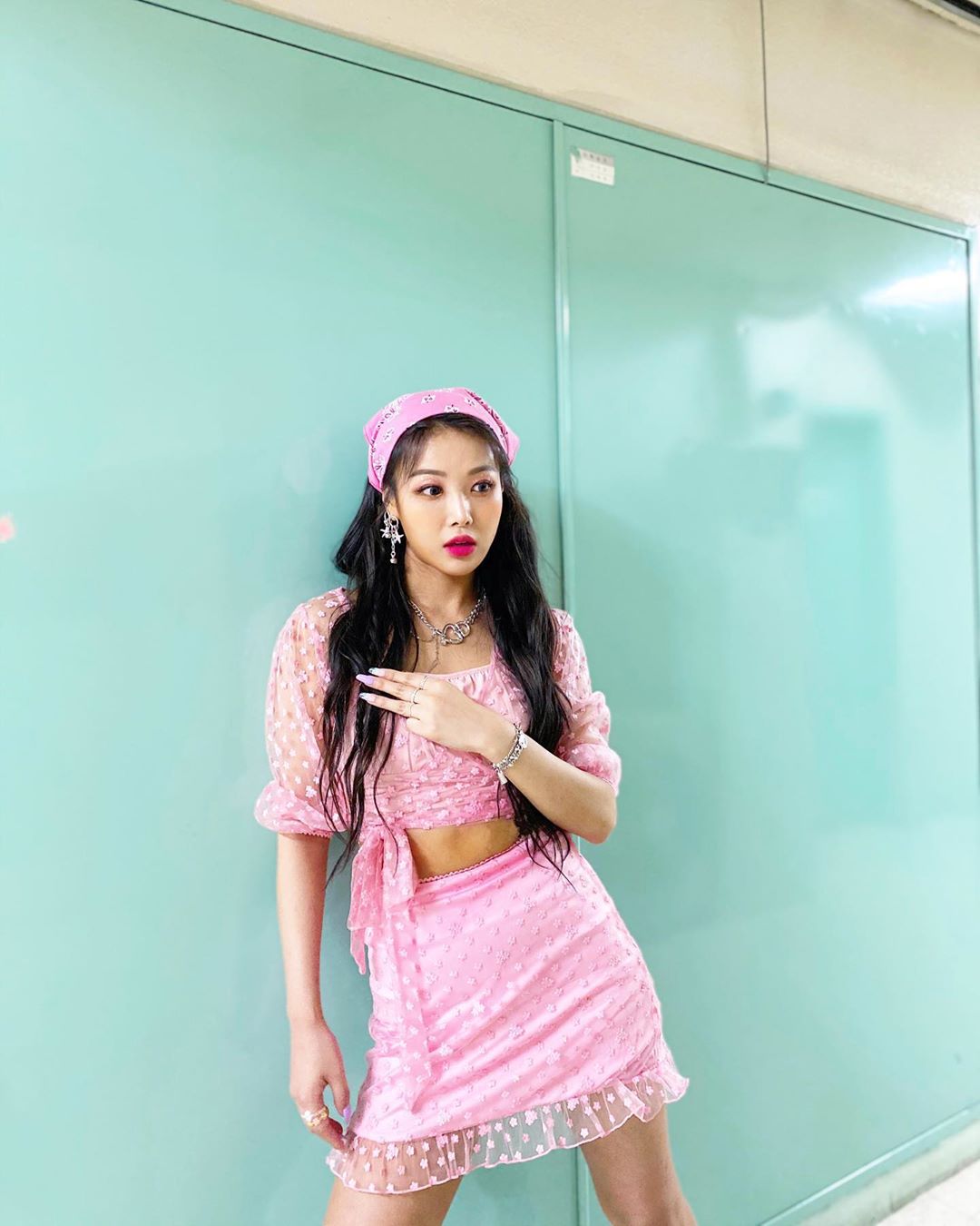 See Yubin's Exclusive Photos From MBC's Show Champion | KpopStarz