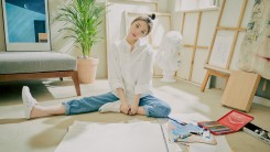 Chungha releases new single'Be Yourself' on the 9th, Cool summer energy