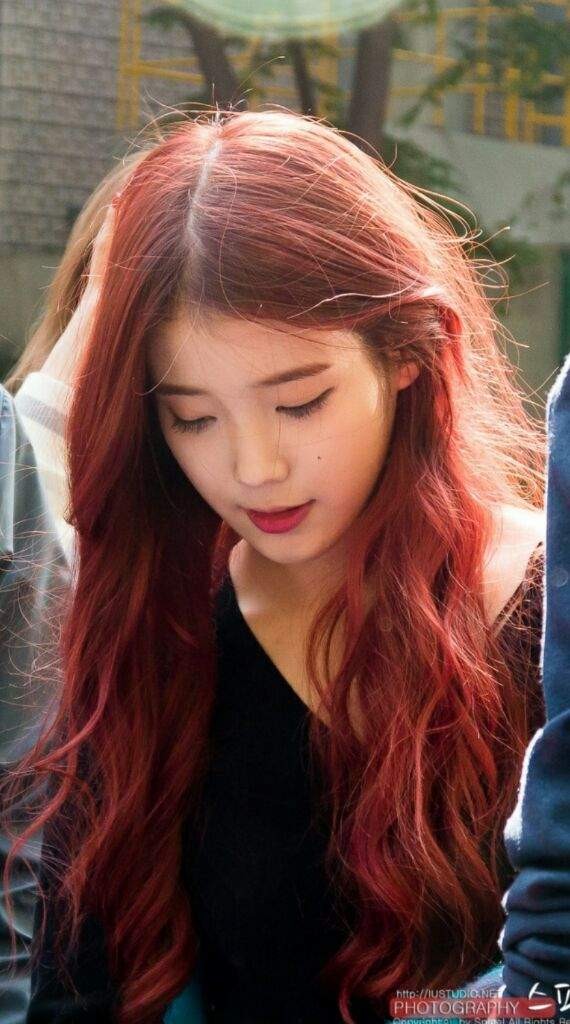 Who's The Female Idol With The Most Legendary Red Hair? Knetz React