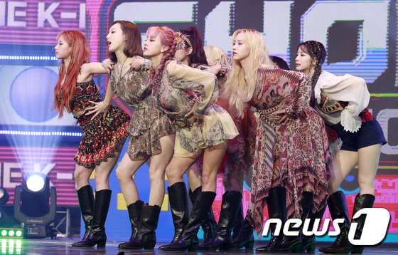 TWICE, first place after comeback
