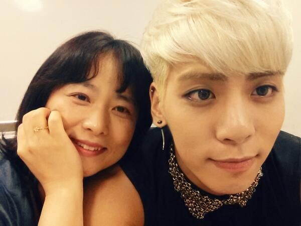 These K-pop Idols Were Raised by Single Father/Mother; a Tribute for Father's Day