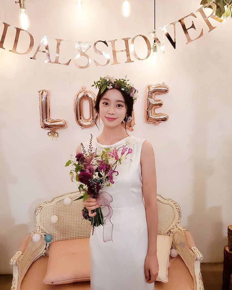 'Beautiful July Bride' Hyelim, Bridal Shower with Yubin and Sunmi