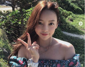 Father of Former KARA Jiyoung Will Witness against Goo Hara's Mother