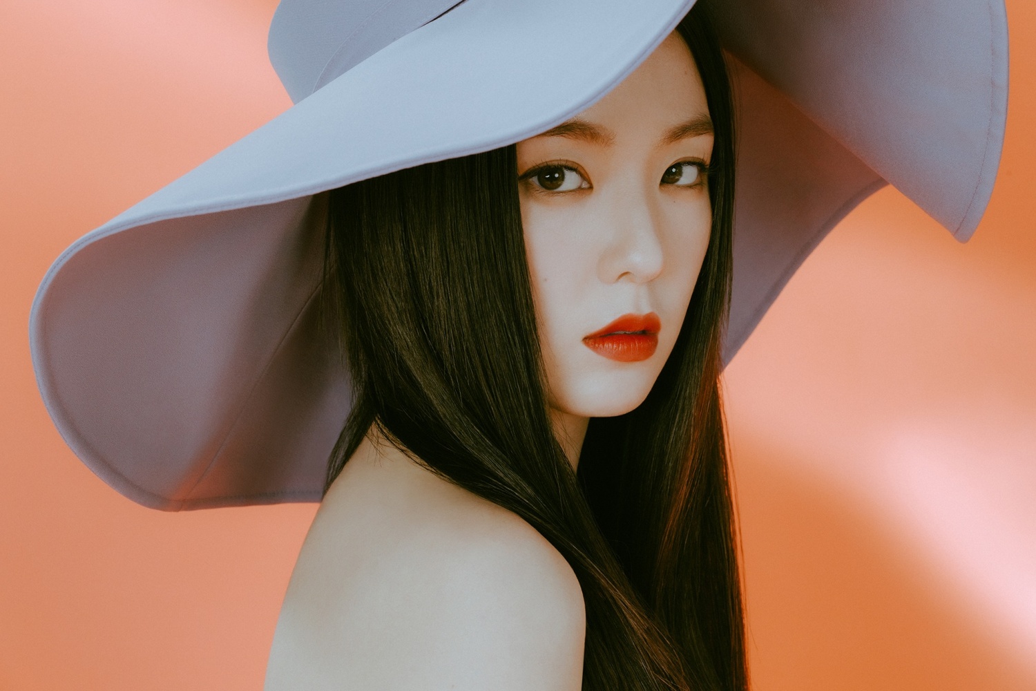 'Debut D-3' Red Velvet Irene & SEULGI, 'Monster' MV teaser released