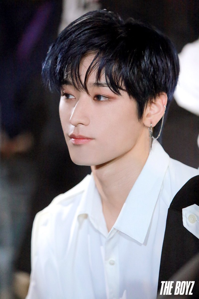 This Male Idol is Winning The Hearts of Korean Netizens | KpopStarz