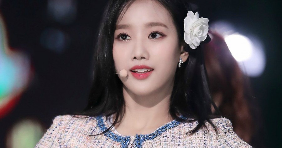 Netizen Who Claimed APRIL Naeun Was a Bully Posts Handwritten Letter Admitting They Lied