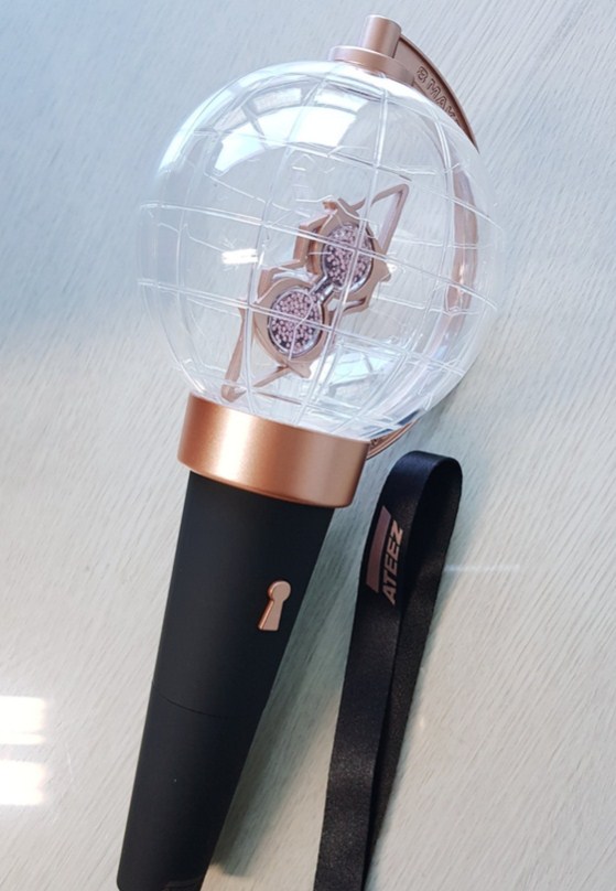 Netizens Chose The Prettiest K-Pop Light Sticks + Find Out If Your Bias