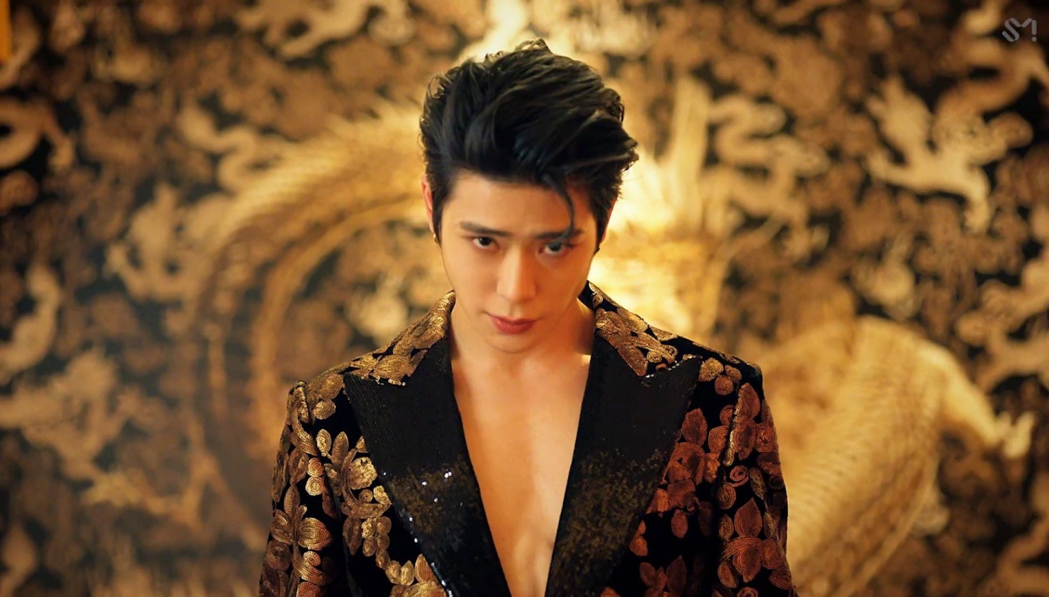 Who Is The K-Pop Male Idol That Wears Perfectly This Lace Body