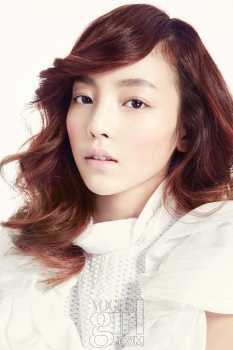 Goo Ha Ra Charismatic Vogue Girl Make Up Photo Shoot [PHOTOS] | KpopStarz