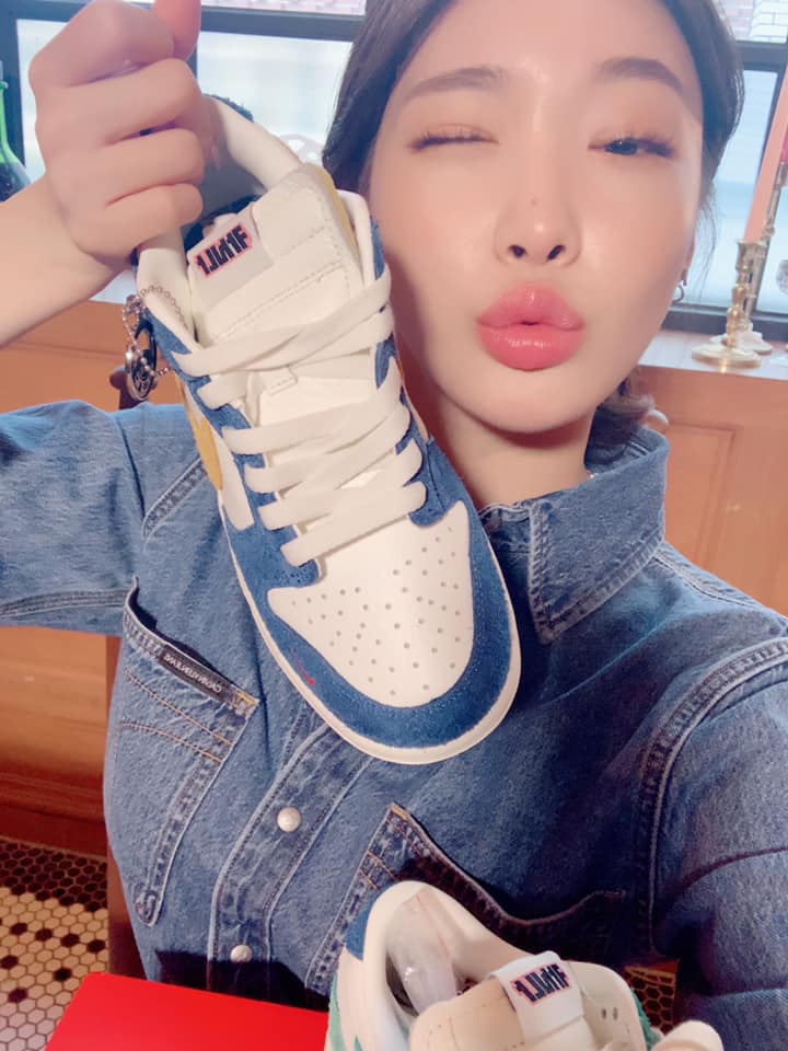 Chungha, Gift certificate from Yoon Mi-rae "I always respect and love you"