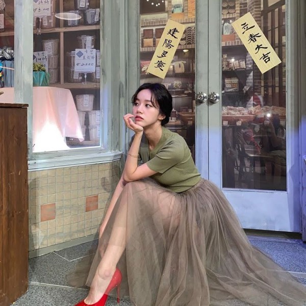 Girls’ Day Hyeri Reunites With “Reply 1988” Co-Star Park Bo Gum for a