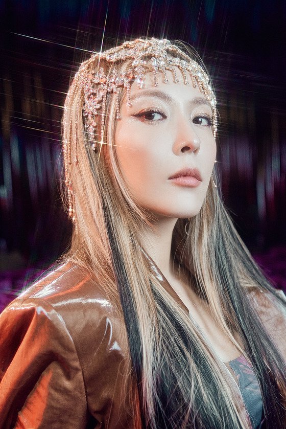 Legend' BoA Reaches No. 1 on Music Charts with New Title Song