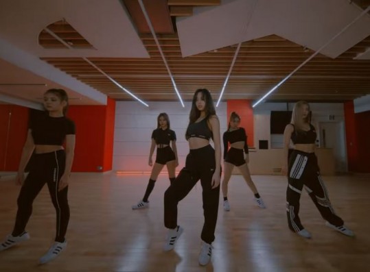 ITZY Performance Practice (Asia Artist Awards Ver.)