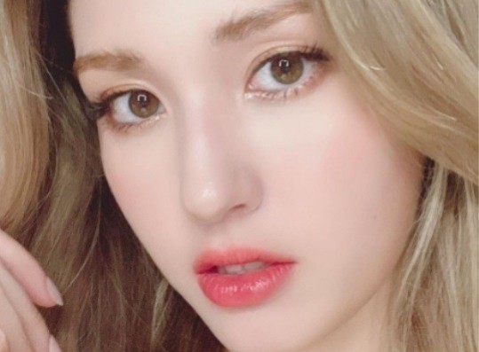 Jeon So-mi, the extreme maturity even if you close up