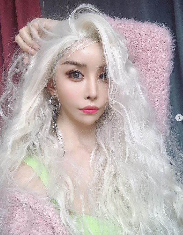 First Transgender Korean Idol Harisu Unveils Doll-like Visuals on Latest IG Post