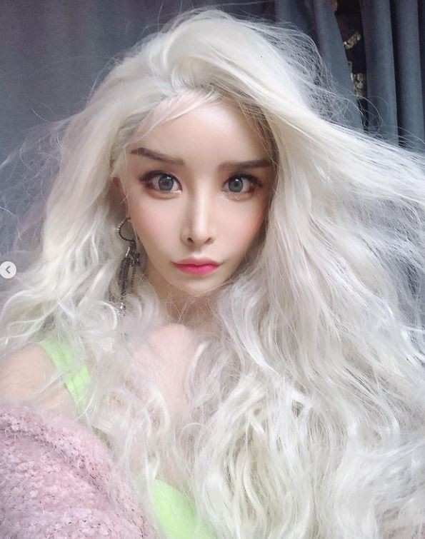 First Transgender Korean Idol Harisu Unveils Doll-like Visuals on Latest IG Post