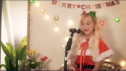 Santa Tell Me Performed by 우주소녀 다영 (WJSN DAYOUNG)