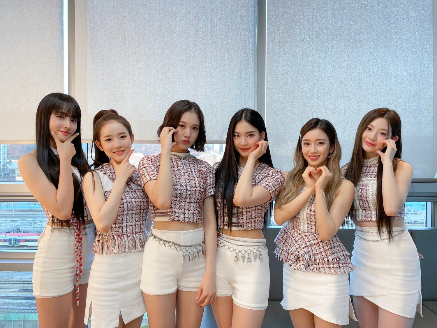 STAYC Achieves Highest Single Album Sales among New Girl Groups That