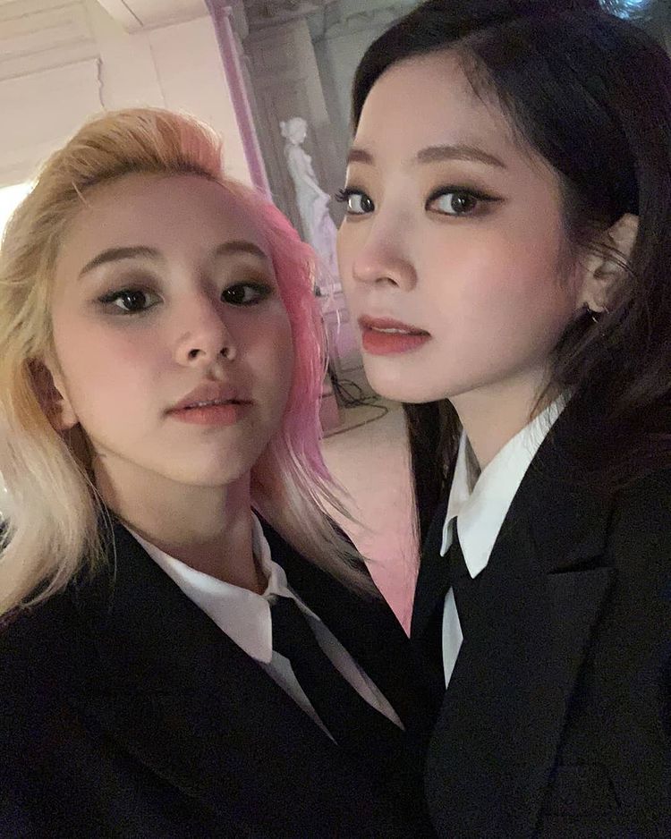 TWICE Chaeyoung and Dahyun Look Chic in New IG Photos | KpopStarz