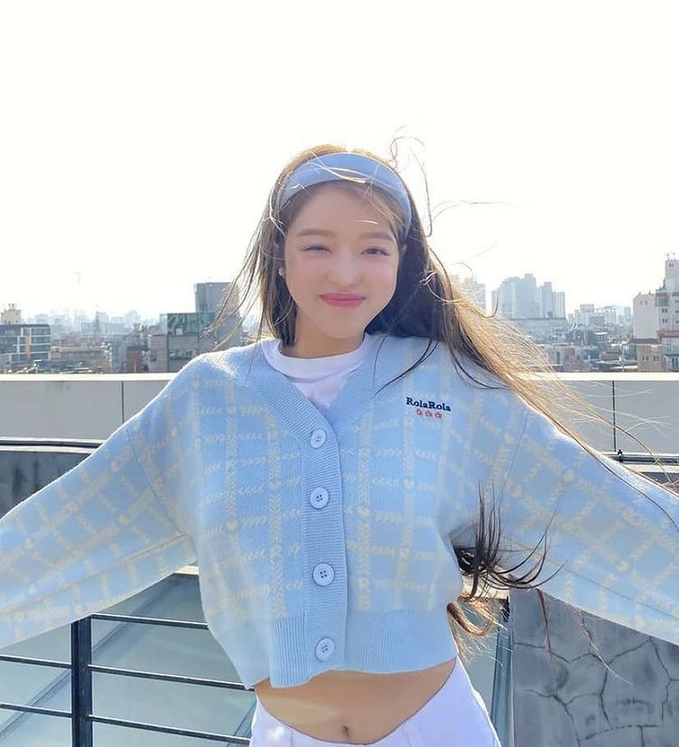 OH MY GIRL YooA, your daily visual is this much?