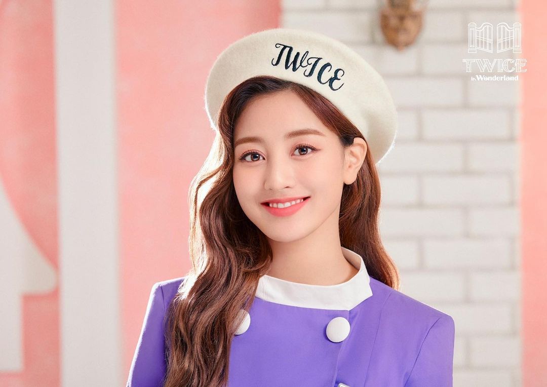 'Heavenly Express Beauty' TWICE JIHYO | KpopStarz