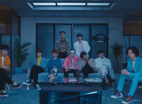 SUPER JUNIOR at the House Party MV Teaser