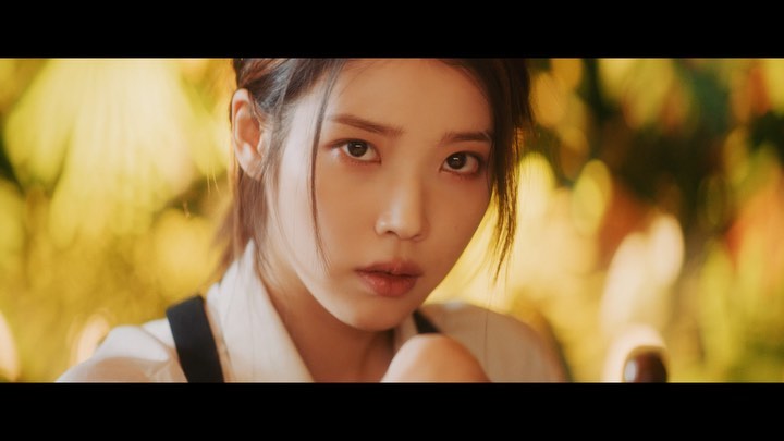 IU transforms into an all-in matchmaker... Double Title Song 'Coin' Teaser