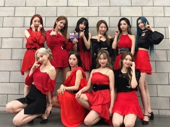 WJSN 'UNNATURAL' comeback and 'The Show' 1st place