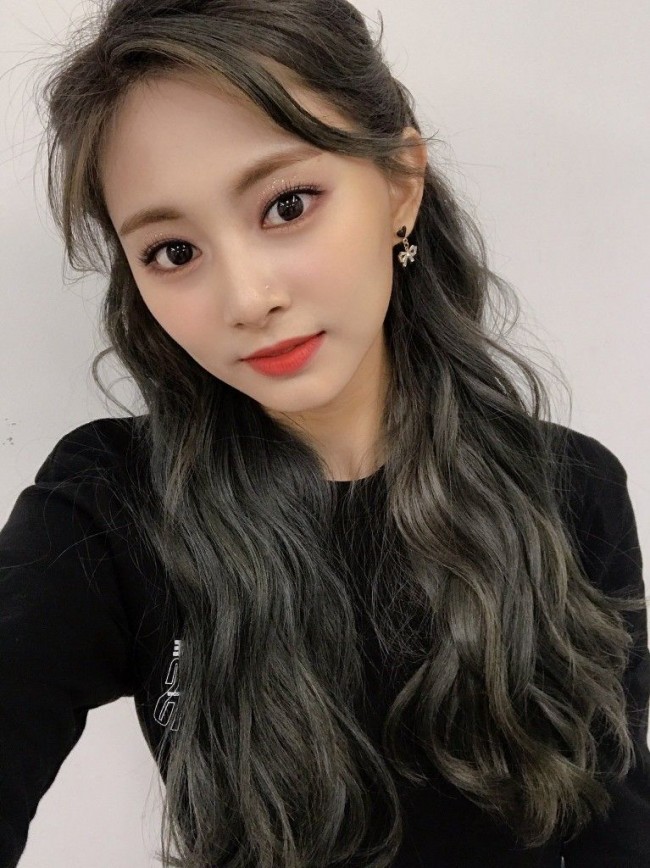 Twice Tzuyu Skincare Routine 21 This Shocking Beauty Secret Helps Songstress In Keeping Her Skin Glow And Hydrated Kpophit Kpop Hit