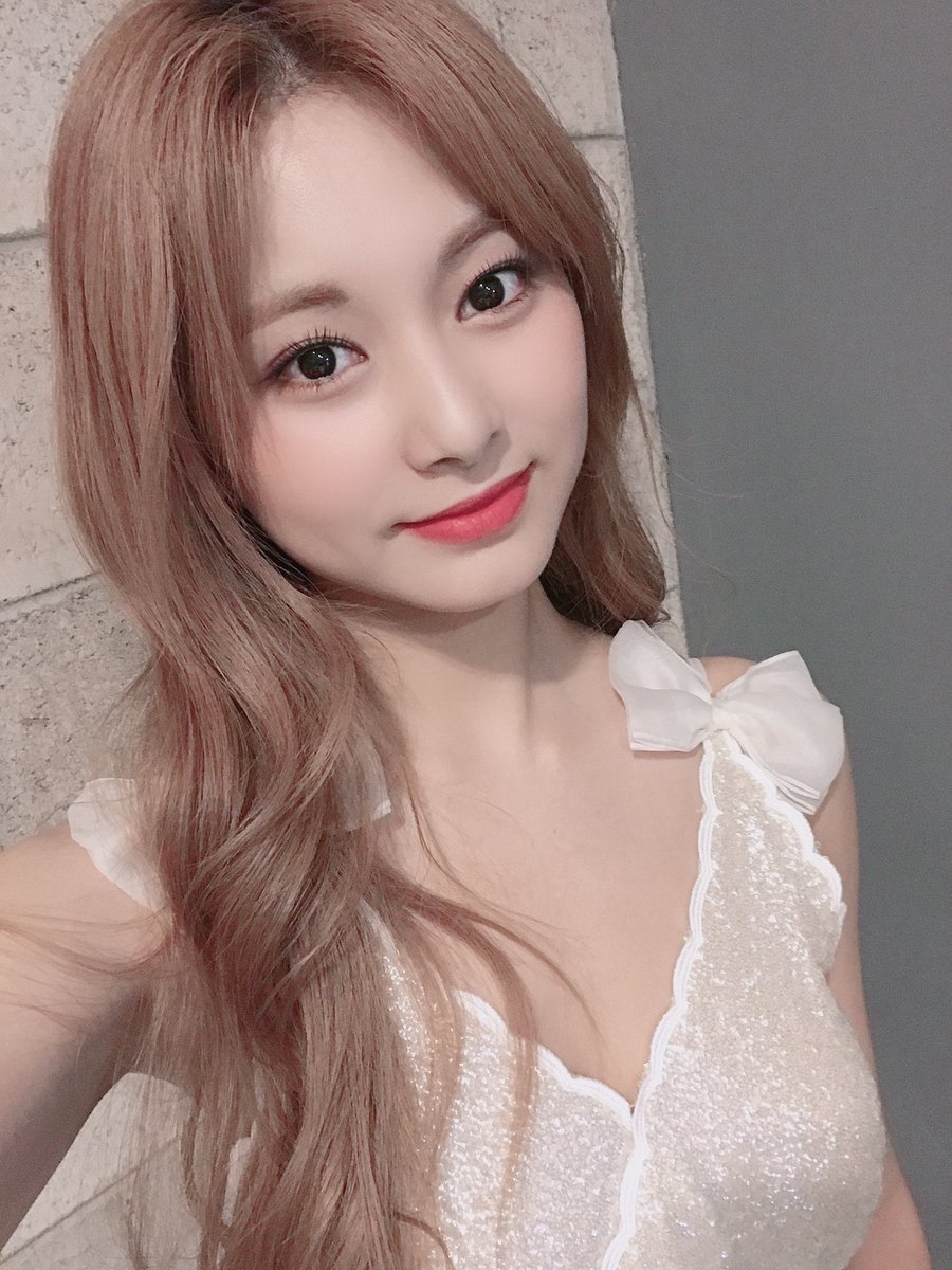 Twice Tzuyu Relationship Status 21 Here S Why Tt Songstress Was Linked To Bts Members Jungkook And V Kpopstarz