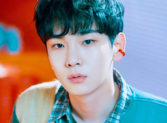 SHINee Key Just Made a 'Cameo' on a Morning News Segment About Green Onions--- And Here's His Reaction