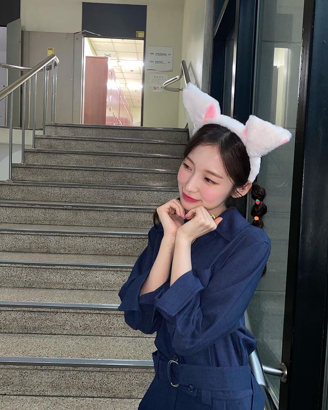 OH MY GIRL Arin, ‘Music Bank’ Rabbit Princess