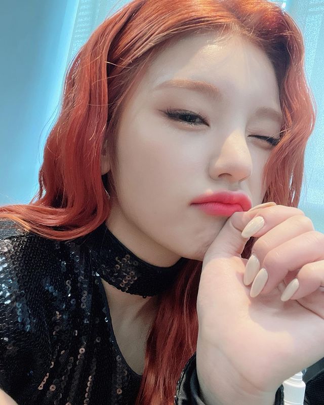 ITZY Yeji, fan-hearted explosion with refreshing wink "More like a doll than a doll"