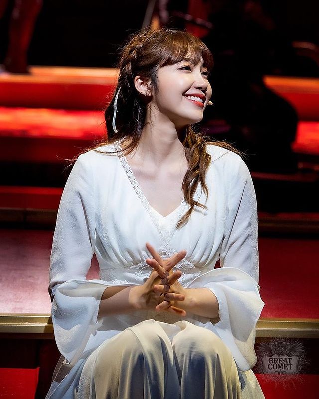 Jung Eun-ji succeeds in musical 'Great Comet' "Unforgettable work"