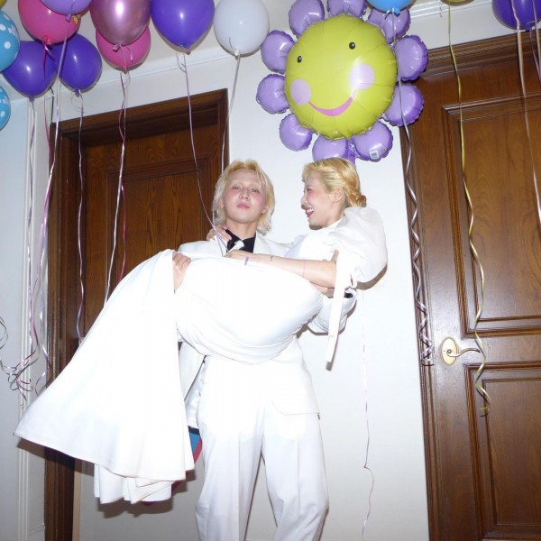 Did The Couple Tie The Knot Hyuna Posts Sweet Photos Of Her And Dawn Wearing White Dress And Suit Kpopstarz