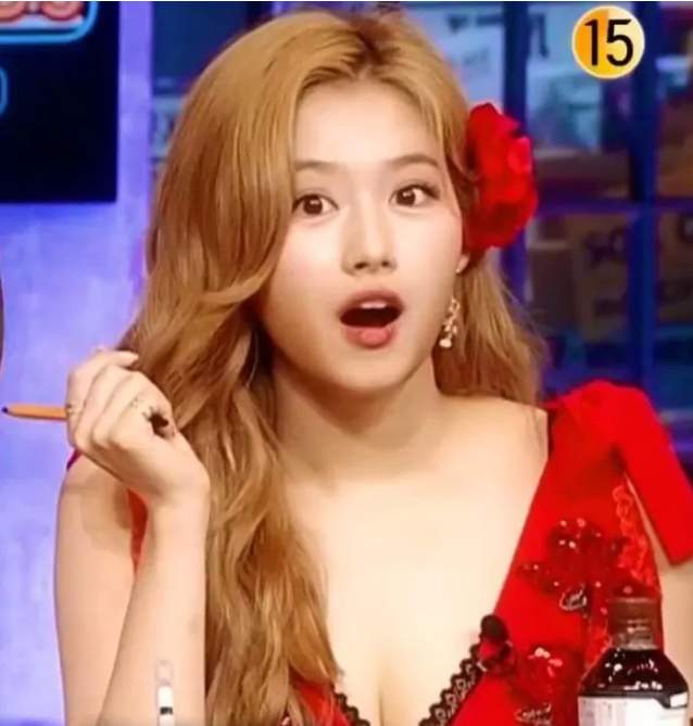 Twice Sana Catches Attention For Her Cutie Sexy Visuals In Latest Amazing Saturday Trailer Kpopstarz