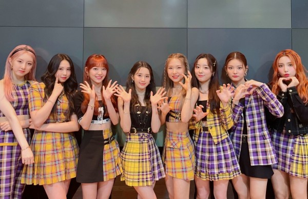 LIGHTSUM Breaks Record for Highest First-Week Sales among New Girl