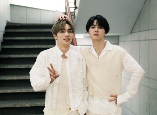 WayV Kun and Xiaojun 