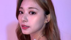Japanese Plastic Surgeon Praises TWICE Tzuyu For Her Natural Beauty