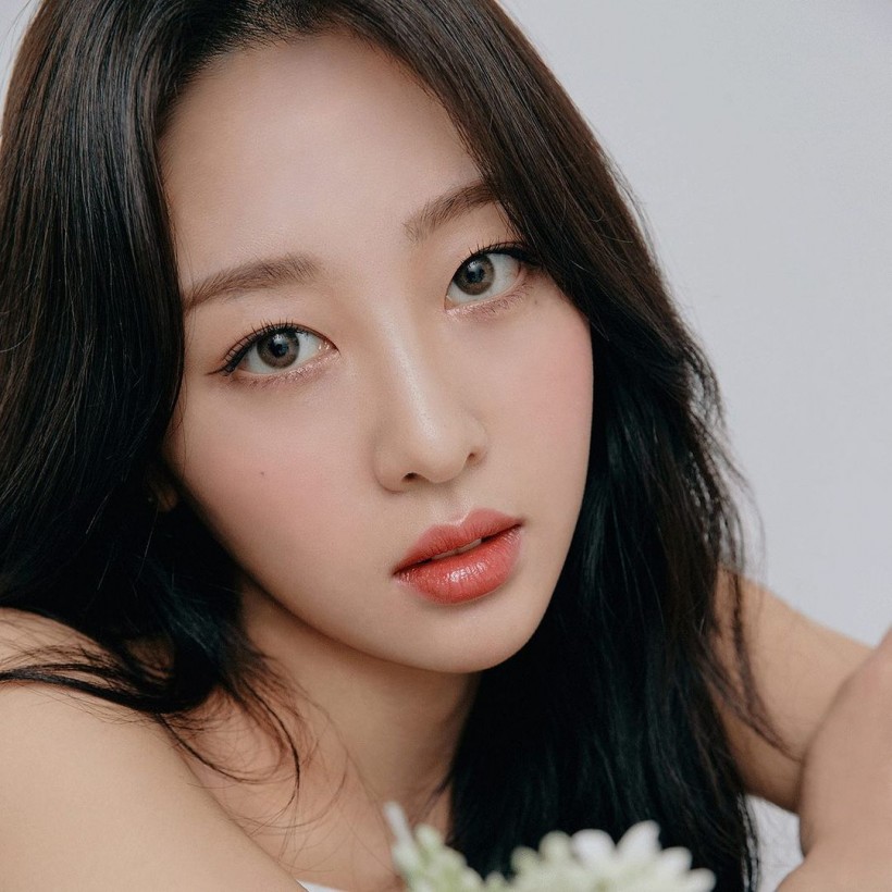 LOONA Yves Reveals She Lost 7kg in 2 Weeks After Eating Just One Apple a Day