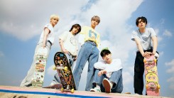 TXT, 2nd regular album repackage concept photo FIGHT version released