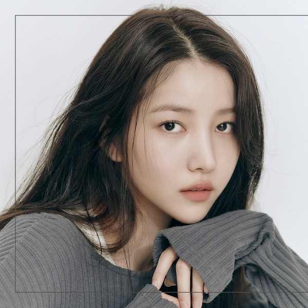 Former Gfriend Member Sowon Signs With Bis Agency Iok Company As Actress Kpophit Kpop Hit 0768