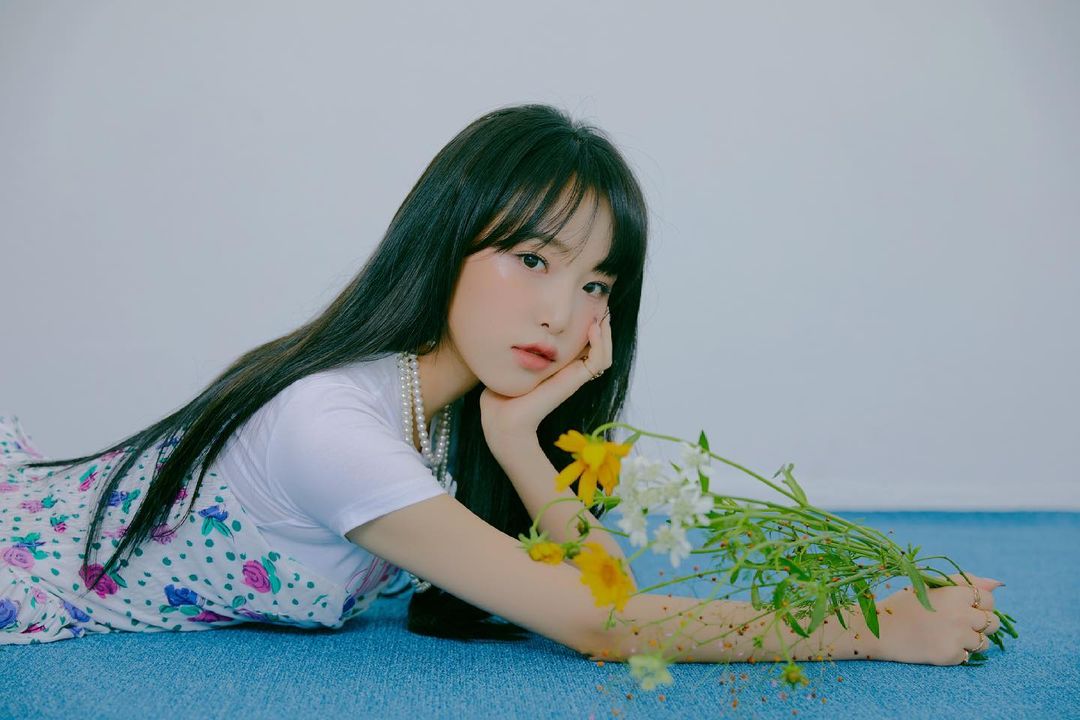 IZ*ONE's Choi Yena Is Working on Her Solo Debut Album- MyMusicTaste